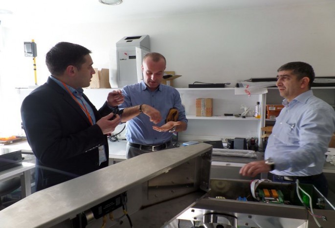 Bakı Metropoliteni yeni tipli turniketlər quraşdırır - FOTO