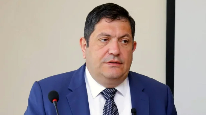 Ustaların pulunu verməyən deputatın biznes SİYAHISI