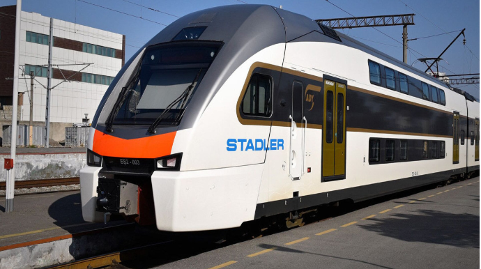 Azərbaycanda oktyabrda dəmir yolu ilə sərnişin daşımaları 31% artıb