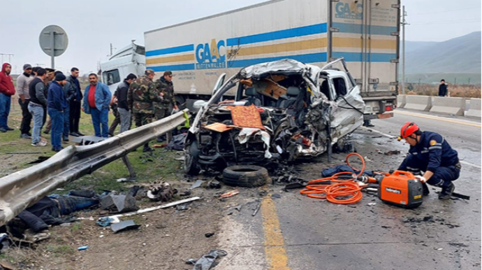 Quba yolunda ağır qəza törədən "TIR" sürücüsü saxlanıldı - RƏSMİ 