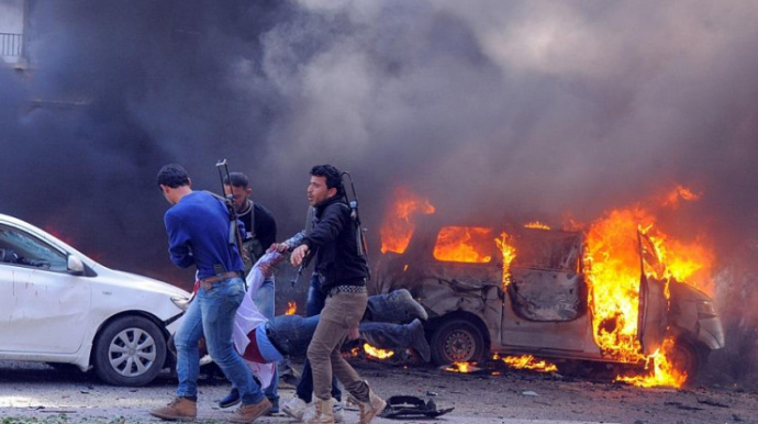 İşçiləri daşıyan 2 avtobusa hücum edildi: 10 neftçi ölüb... 