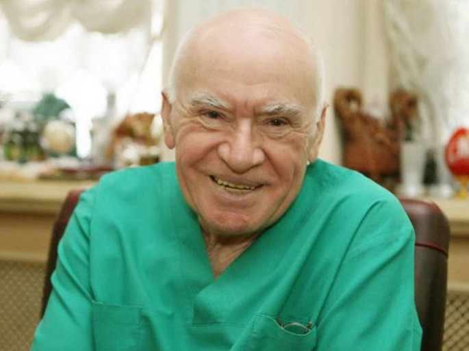 Məşhur cərraha prezident olmaq təklif edildi