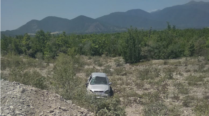 Xudat-Nabran yolunda maşın aşıb, xəsarət alanlar var