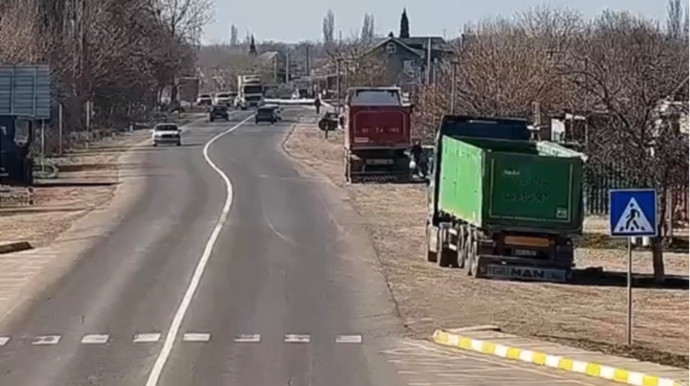 Дорожная полиция обратилась к водителям грузовых автомобилей - ВИДЕО 