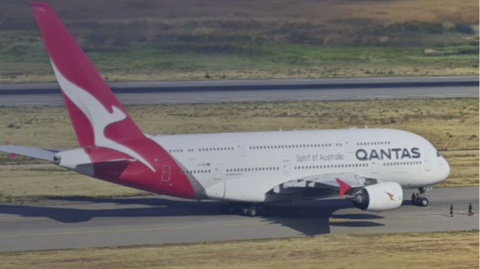 Dünyanın ən iri sərnişin təyyarəsi Bakıya məcburi eniş etdi 