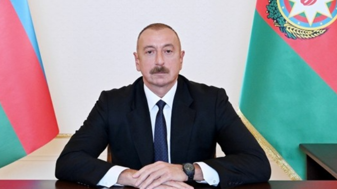 Президент: “Oни стали звонить всем и умолять, чтобы остановить Азербайджан” 
