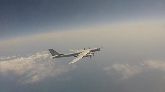 Çin və Rusiyanın bombardmançı təyyarələri Yapon dənizi üzərində uçdular