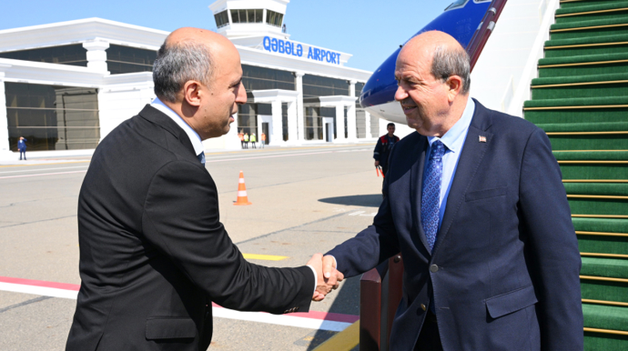 Ersin Tatar Azərbaycandadır - FOTO