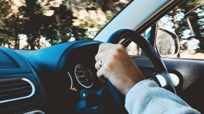 В Казахстане разрешили праворульные авто