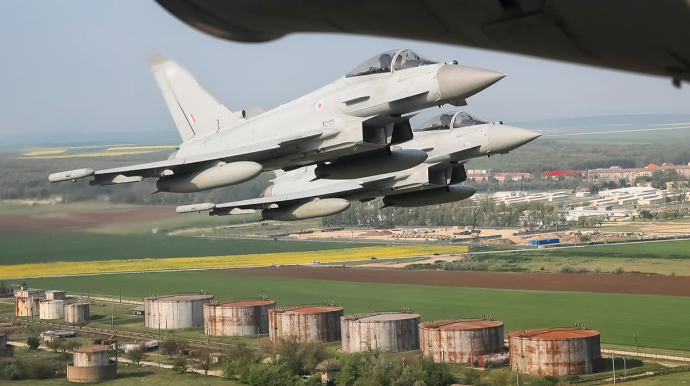 Britaniya əfsanəsinin sonu: "Typhoon" qırıcılarının istehsalı DAYANDIRILIR