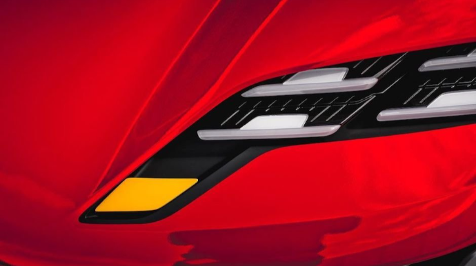 Porsche Münhendə yeni elektrokar nümayiş etdirəcək