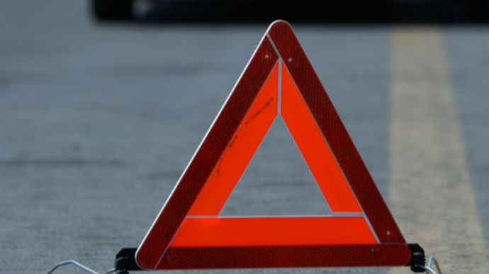 В бакинском поселке 64-летнего мужчину сбил автомобиль