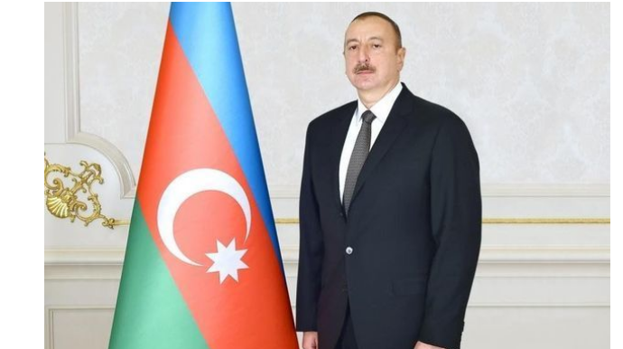 Президент Азербайджана  поднял флаг страны на территории, освобожденной от оккупации   - ВИДЕО