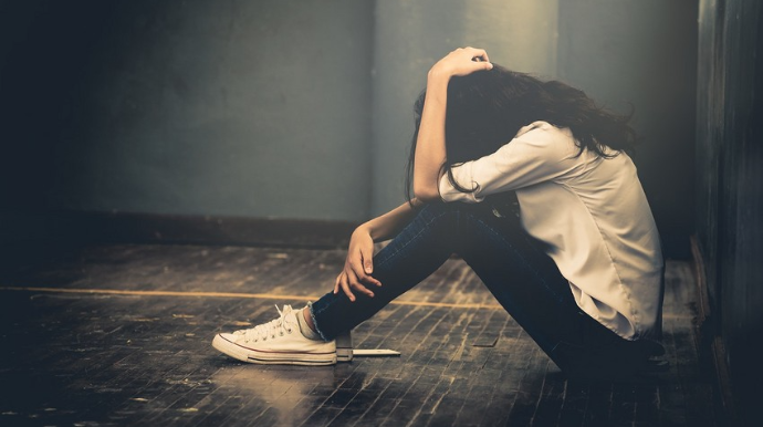 Bakıda 16 yaşlı qız itkin düşüb