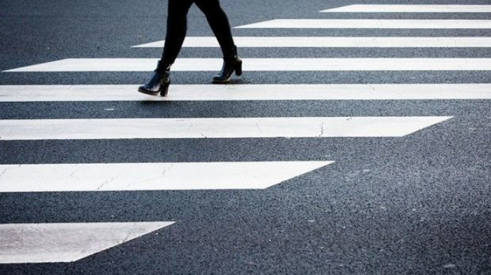 В Баку 52-летнюю женщину сбил автомобиль