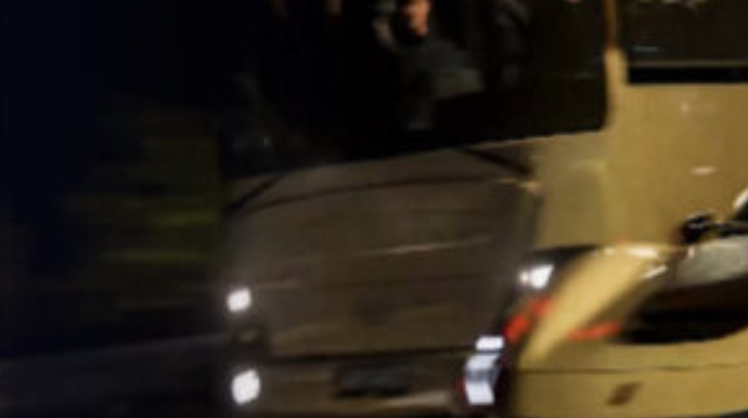 Bakıda avtobusun ötdüyü “Ferrari”nin sürücüsü görün kim imiş – VİDEO 