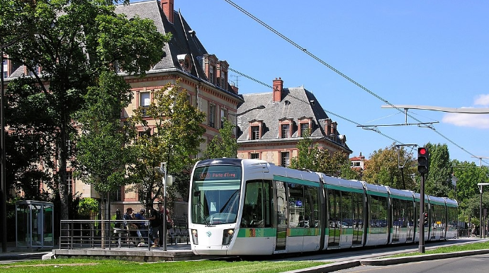 Parisin avtobus zolaqları:  bizimkindən fərqi nədir? - FOTO