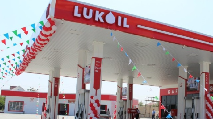 “Lukoil”  yanacaqdoldurma məntəqəsində firıldaqçılıqla rastlaşmışam" - Deputat 