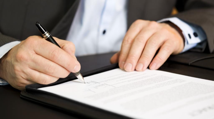 Azərbaycanda məşhur sığorta şirkəti LƏĞV EDİLİR 