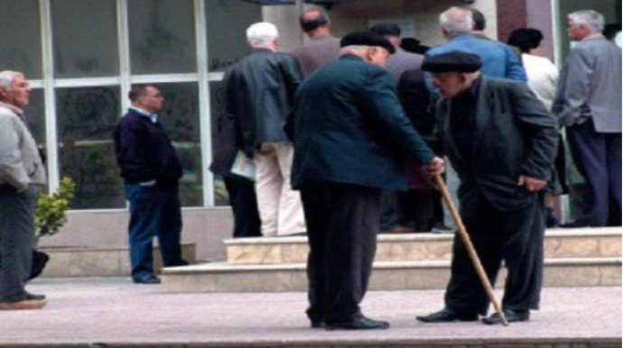 Azərbaycanda bu şəxslər vaxtından əvvəl pensiyaya çıxacaq – YENİ SİYAHI 