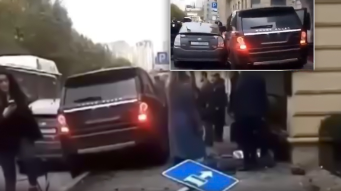 Bakıda “Prius”la “Range Rover” toqquşdu - VİDEO  