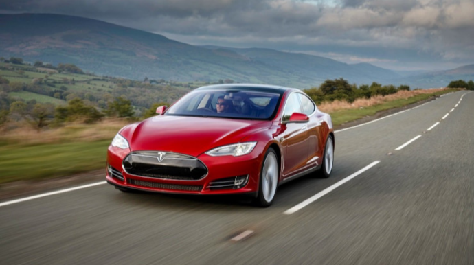 “Tesla” daha ucuz elektromobil istehsal edəcək 