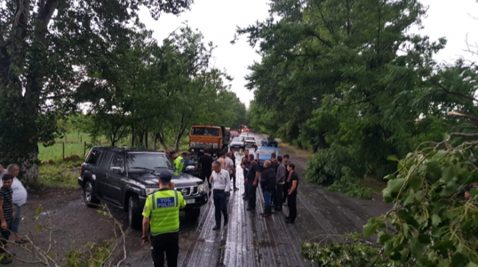 Bakı-Şamaxı-Yevlax yolu bağlandı  - FOTO