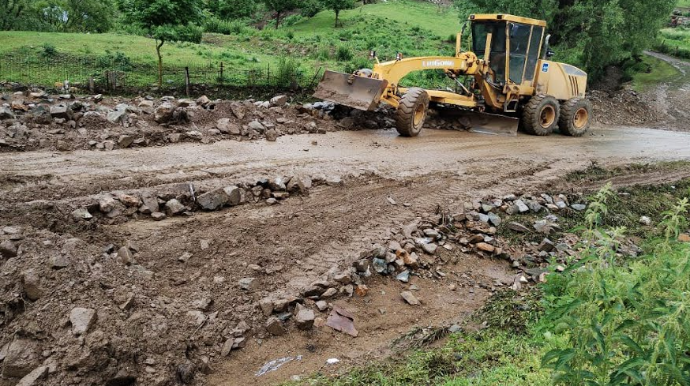 Daşkəsən rayonu ərazisində bir neçə yolda yaranmış məhdudiyyətlər aradan qaldırılıb