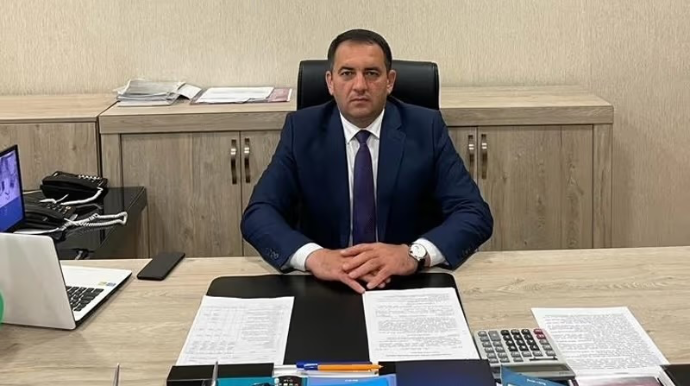Xətai bələdiyyəsinin sədri bıçaqlandı - Ofisant işləyən şəxs həbs edildi 