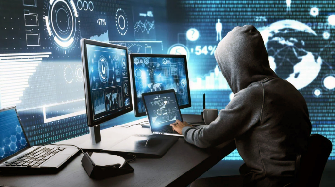 Мошенники похищают биометрические данные через чужой телефон - СЭБ предупреждает 