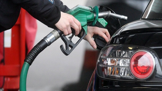 В Азербайджане сократилось производство бензина и дизеля