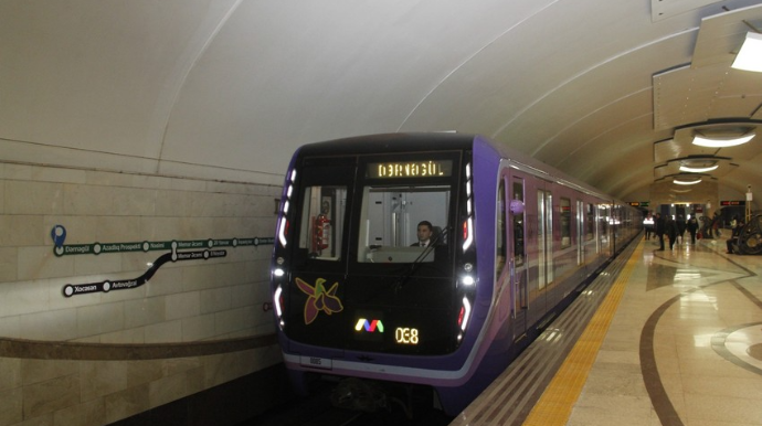 Bakı metrosunda qatarların hərəkət vaxtı uzadılacaq