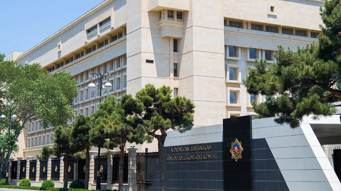 В Азербайджане обвиняемый в госизмене предстал перед судом 