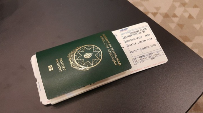 Bileti olan şəxslərin küçəyə çıxmasına icazə verildi 