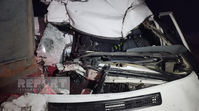 Kürdəmirdə “Ford” “KamAZ”la toqquşdu: ölən və yaralanan var 