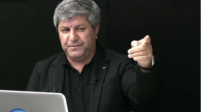 Əvəz Zeynallı prokurorun çıxışını kəsdi, hakimlər zalı tərk etdi 