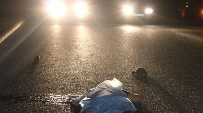 В Баку автомобиль насмерть сбил пешехода 