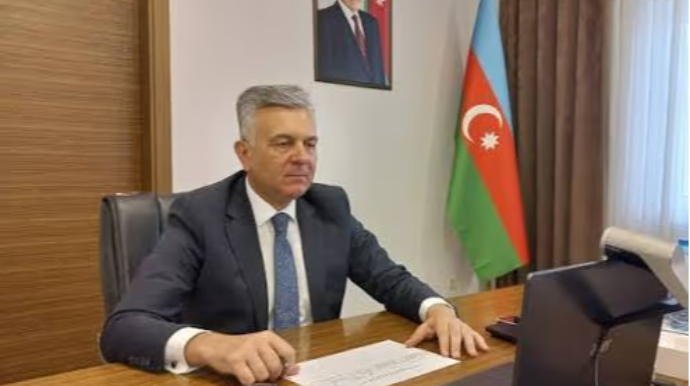 İcra başçısı rəisi işdən çıxardı - FOTO 