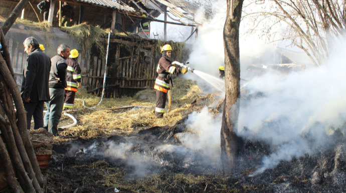 Ermənilər Tərtərdə qəbiristanlığı yandırdılar 
