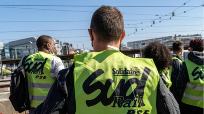 Dəmiryolçular Olimpiya Oyunlarına qarşı etiraza qalxdılar 