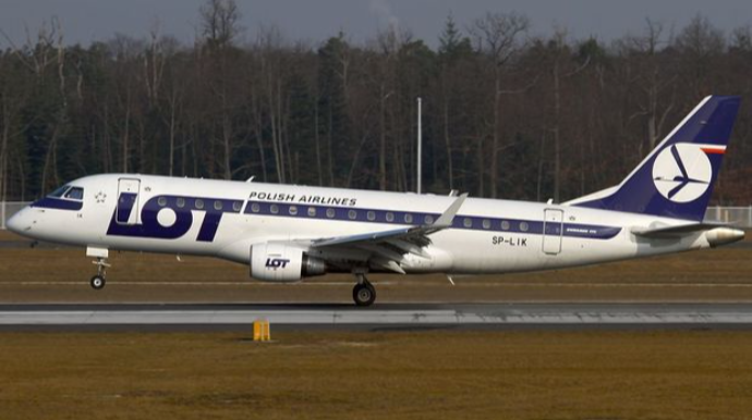 Polşa aviaşirkəti Bakıya uçuşların sayını artırmağı planlaşdırır