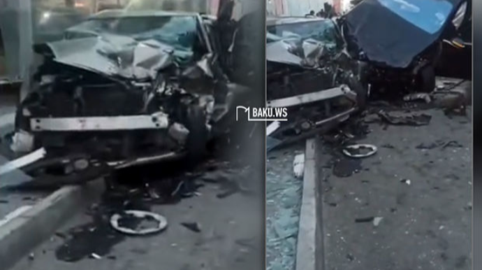 Bakıda qadın sürücünün törətdiyi inanılmaz qəza və dəhşətli görüntülər   - VİDEO