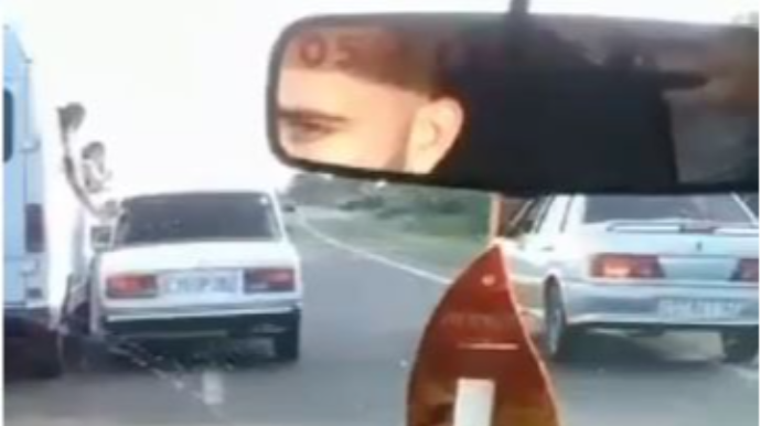 "Avtoş"luq edən 5 nəfər saxlanıldı; vəsiqələri alındı, hərəsinə 15 gün həbs verildi - VİDEO 