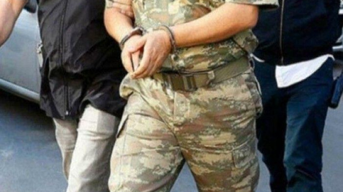 Müdafiə Nazirliyinin sabiq idarə rəisinin cəzası azaldıldı 