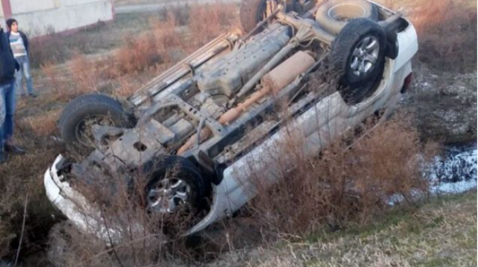 Çində maşın yarğandan aşıb, 12 nəfər ölüb