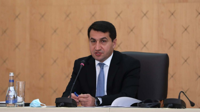 Hikmət Hacıyev İranın Azərbaycana dəstəyindən yazdı