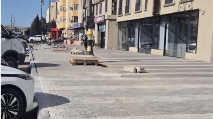 AYNA расширила тротуар и урегулировала парковку – ВИДЕО