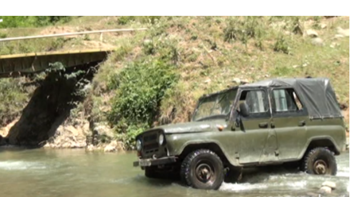 Pul ayrılıb, amma yol çəkilməyib - Daşkəsən sakinləri yolsuzluqdan çətinlik çəkirlər VİDEO 