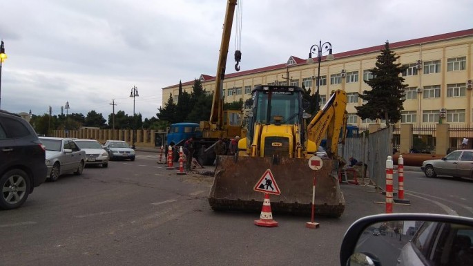 Ötən gecə Bakıdakı "selin" səbəblərini rəsmilər açıqladı - VİDEO