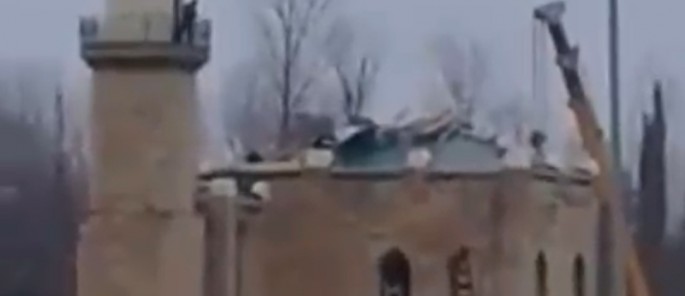 Yevlaxda məscid sökülüb